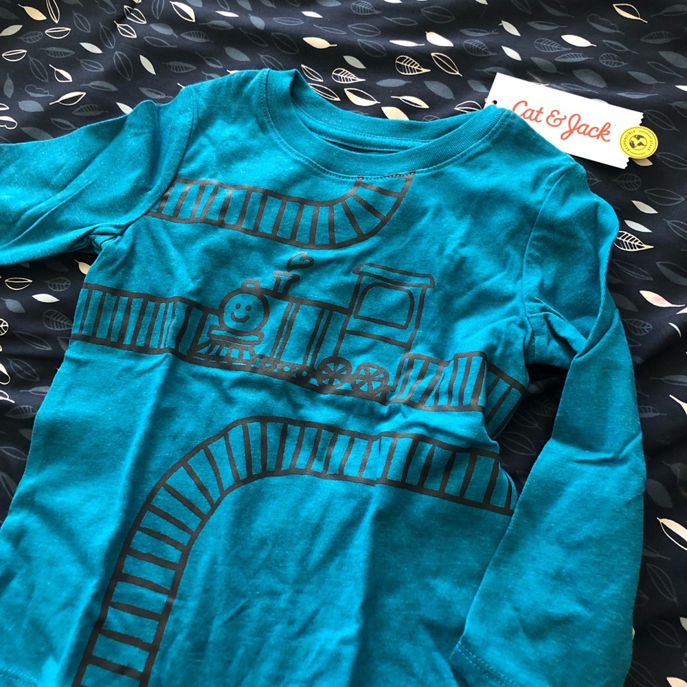 NWT Cat & Jack long sleeve train shirt 2T